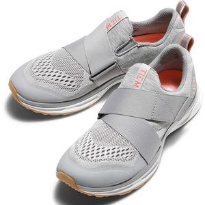 TIEM Slipstream size 9 Indoor Cycling Shoe + clips